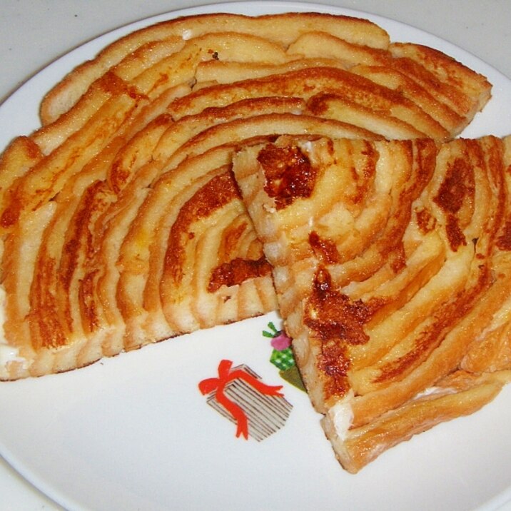 ぐるぐる 見た目もかわいいパン耳フレンチトースト レシピ 作り方 By めい 楽天レシピ